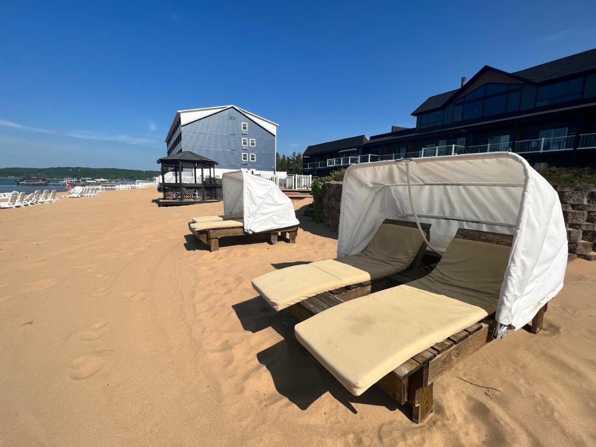 The Beach Haus - Traverse City Exterior foto